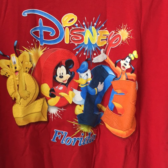 Disney Character Red XL Unisex Tshirt. 2013. - Picture 2 of 4